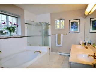 Photo 13: 84 2979 PANORAMA Drive in Coquitlam: Westwood Plateau Townhouse for sale in "DEERCREST" : MLS®# V1090309