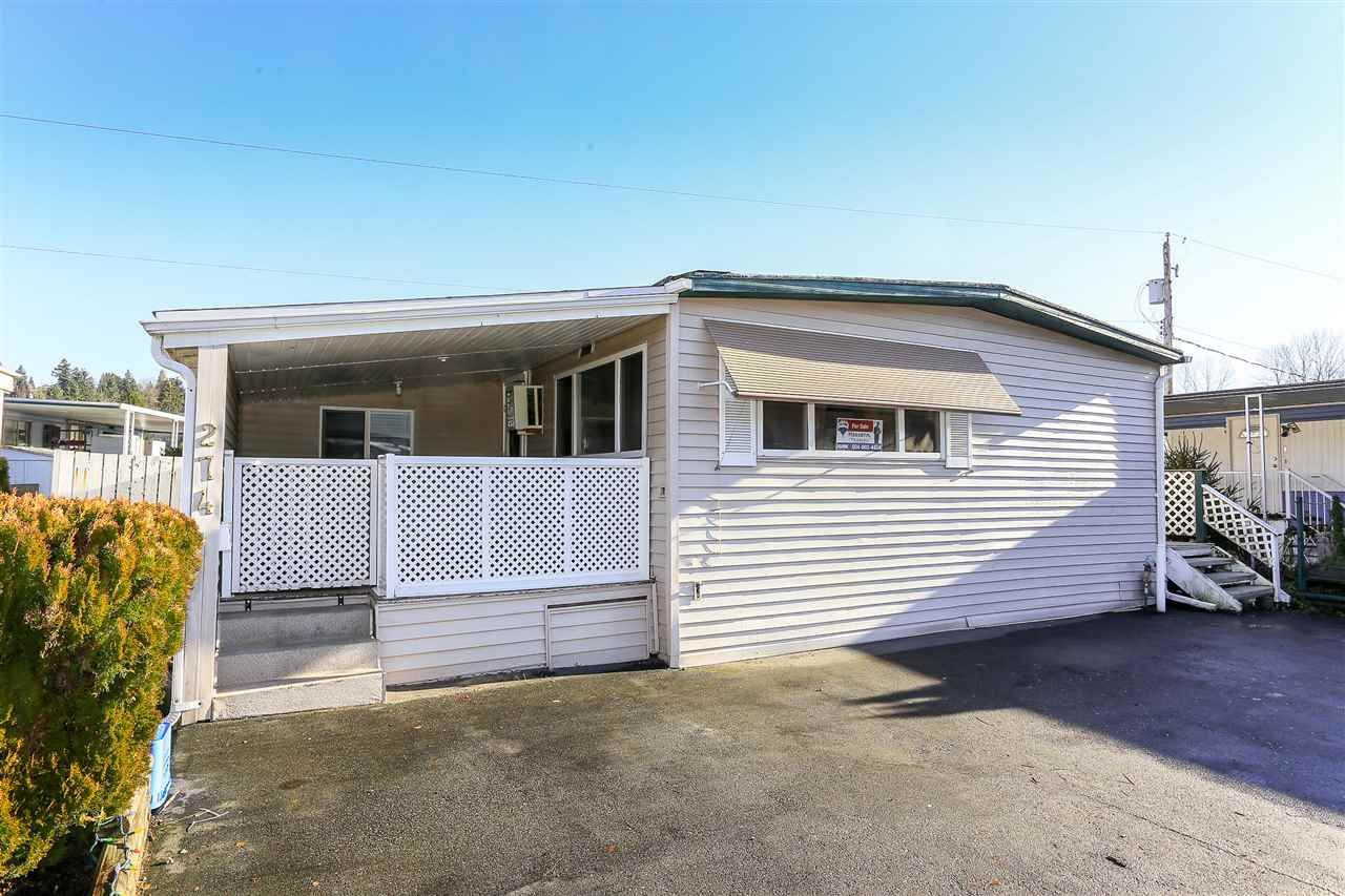 Main Photo: 274 201 CAYER Street in Coquitlam: Maillardville Manufactured Home for sale : MLS®# R2023778