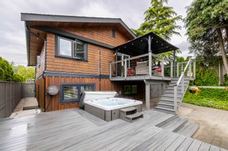 Photo 31: 1042 HABGOOD Street: White Rock House for sale in "EAST BEACH" (South Surrey White Rock)  : MLS®# R2704502