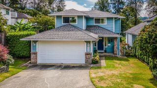 Photo 2: 626 BENTLEY Road in Port Moody: North Shore Pt Moody House for sale : MLS®# R2613182