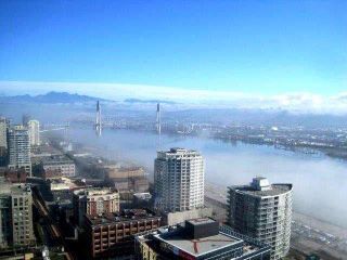 Photo 2: 3905 888 CARNARVON Street in New Westminster: Downtown NW Condo for sale in "Marinus at Plaza 88" : MLS®# V1106544