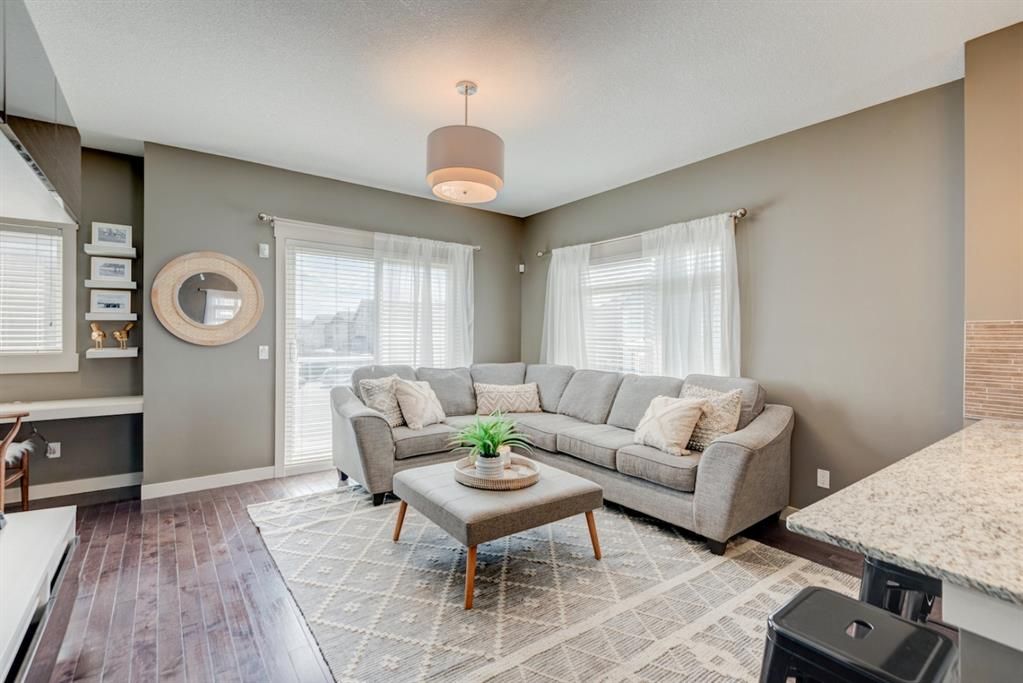 Main Photo: 104 Skyview Point Place NE in Calgary: Skyview Ranch Row/Townhouse for sale : MLS®# A1210351