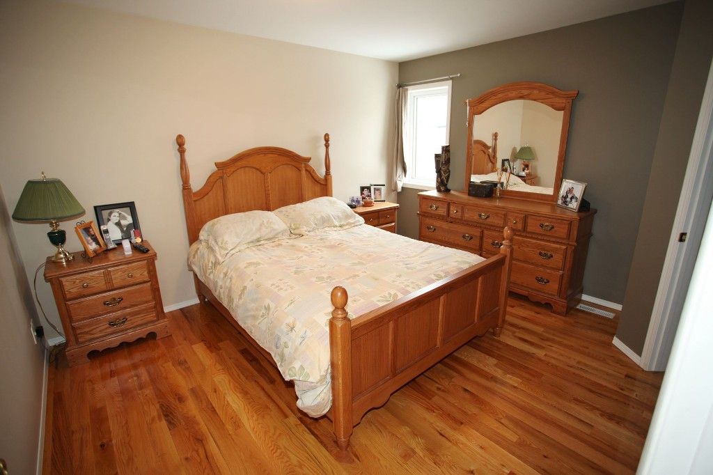 Photo 19: Photos: 48 Dundurn Place in Winnipeg: Single Family Detached for sale : MLS®# 1305260