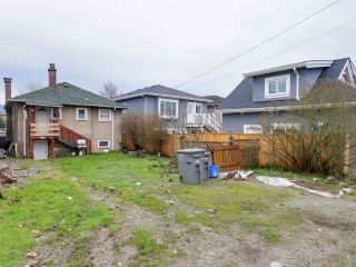 Photo 3: 2710 MCGILL Street in Vancouver: Hastings East House for sale (Vancouver East)  : MLS®# R2035003