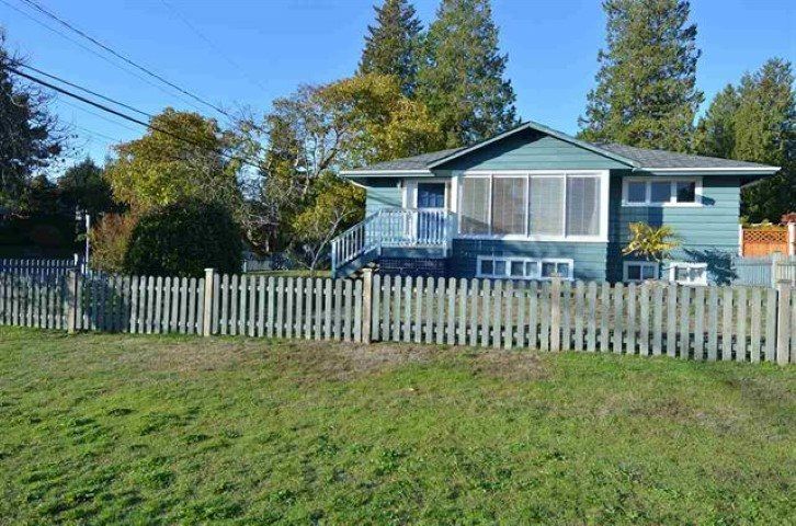 Main Photo: 1360 BEST Street: White Rock House for sale (South Surrey White Rock)  : MLS®# R2452958