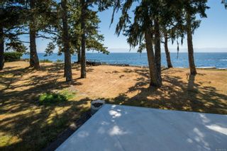 Photo 1: 23 7871 West Coast Rd in Sooke: Sk Kemp Lake Manufactured Home for sale : MLS®# 911736