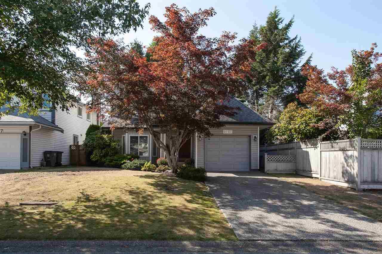 Main Photo: 9757 151B Street in Surrey: Guildford House for sale (North Surrey)  : MLS®# R2305093