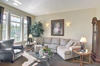 Photo 16: 31 Strathlea Common SW in Calgary: Strathcona Park Detached for sale : MLS®# A1147556