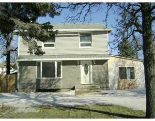 Photo 1: 228 KENASTON Boulevard in WINNIPEG: River Heights / Tuxedo / Linden Woods Residential for sale (South Winnipeg)  : MLS®# 2803796