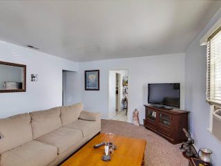 Photo 5: LAKESIDE House for sale : 2 bedrooms : 12714 Julian Avenue