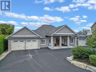 Photo 3: 20 WILLIAM BOOTH Crescent in Lindsay: House for sale : MLS®# 40480962