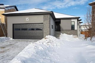 Main Photo: 15 Chaikoski Court in Winnipeg: Charleswood Residential for sale (1H)  : MLS®# 202201871