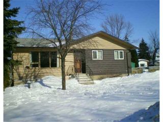 Photo 1: 743 CLANDEBOYE Avenue in SELKIRK: City of Selkirk Residential for sale (Winnipeg area)  : MLS®# 2902462