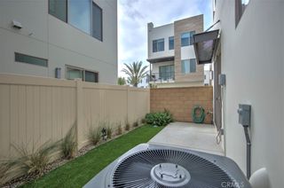 Photo 6: 26 Ebb Tide Circle in Newport Beach: Residential for sale (N6 - Newport Heights)  : MLS®# OC21075207