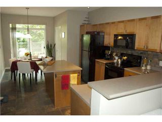 Photo 3: 23 2200 PANORAMA Drive in Port Moody: Heritage Woods PM Townhouse for sale in "QUEST" : MLS®# V914487