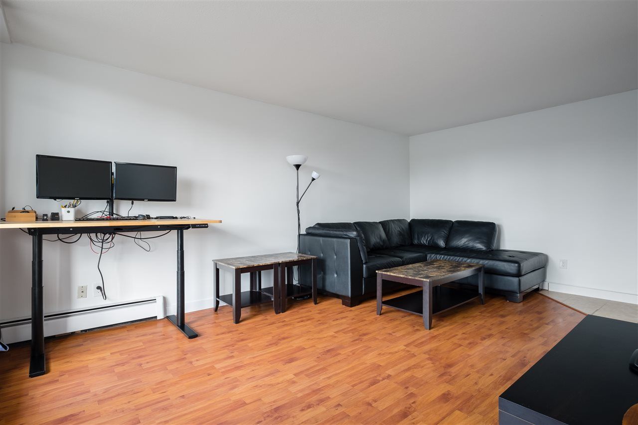 Photo 3: Photos: 1104 320 ROYAL Avenue in New Westminster: Downtown NW Condo for sale : MLS®# R2485429