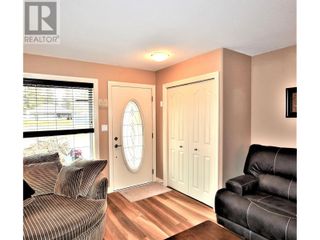 Photo 4: 519 Loon Avenue in Vernon: House for sale : MLS®# 10305994