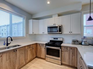Photo 4: 301 3351 Luxton Rd in Langford: La Happy Valley Row/Townhouse for sale : MLS®# 891358