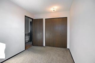 Photo 30: 32 Coach Manor Rise SW in Calgary: Coach Hill Detached for sale : MLS®# A2011473
