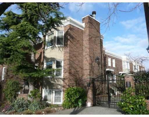 Main Photo: 1367 W 7TH Avenue in Vancouver: Fairview VW Townhouse for sale in "WEMSLEY MEWS" (Vancouver West)  : MLS®# V752555