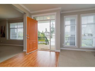 Photo 2: 16435 59A Avenue in Surrey: Cloverdale BC House for sale (Cloverdale)  : MLS®# R2158481