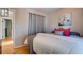 Photo 35: 2100 27 Crescent East Hill: Okanagan Shuswap Real Estate Listing: MLS®# 10302971