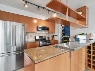 Photo 3: 505 1495 RICHARDS Street in Vancouver: Yaletown Condo for sale in "Azura Two" (Vancouver West)  : MLS®# R2627047