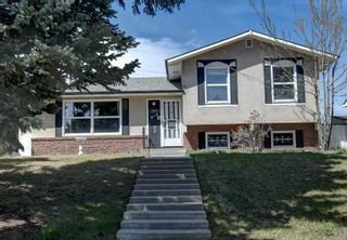 Photo 1: 212 68 Avenue NE in Calgary: Huntington Hills Detached for sale : MLS®# A2047768