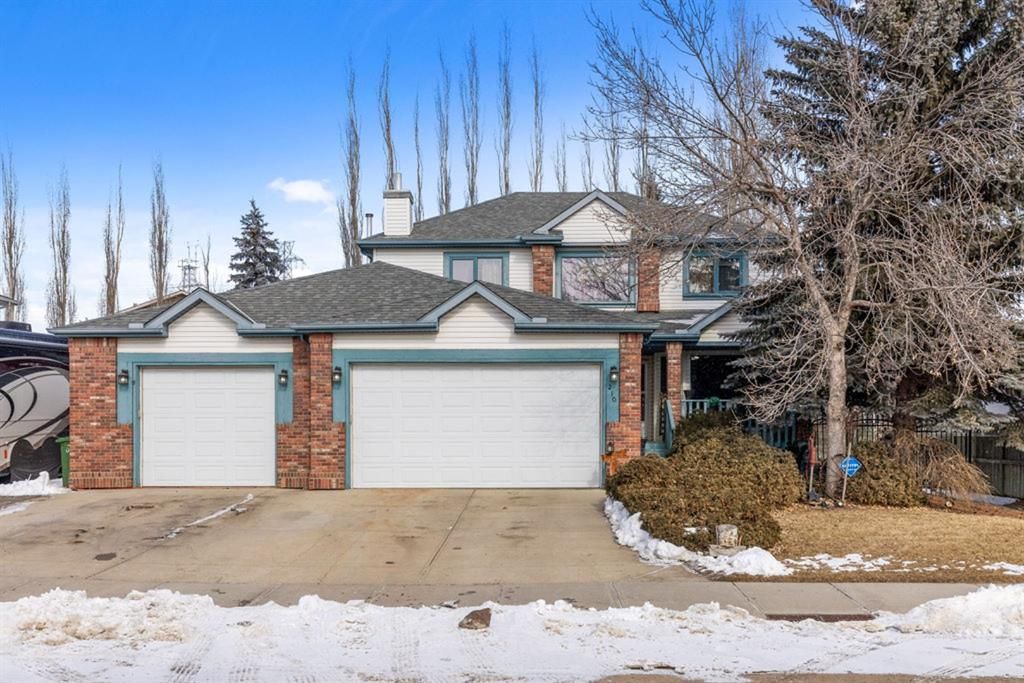 Main Photo: 210 Westchester Boulevard: Chestermere Detached for sale : MLS®# A1192413