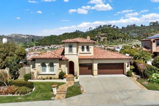 Main Photo: EAST ESCONDIDO House for sale : 5 bedrooms : 2454 Honeybell Ln in Escondido