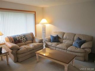 Photo 3: 4818 Cordova Bay Rd in VICTORIA: SE Sunnymead House for sale (Saanich East)  : MLS®# 695844