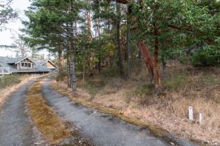 Photo 11: 3415 Fulton Rd in Colwood: Co Triangle Land for sale : MLS®# 938975