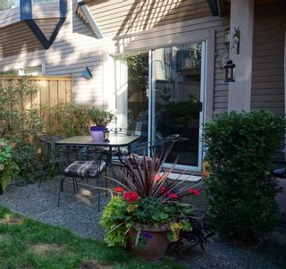 Photo 14: 24 1195 FALCON Drive in Coquitlam: Eagle Ridge CQ Townhouse for sale in "THE COURTYARDS" : MLS®# R2110135