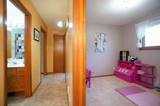 Photo 13: 69 5th Street NE in Portage la Prairie: House for sale : MLS®# 202325140
