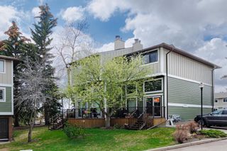 Photo 2: 9 8533 Silver Springs Road in Calgary: Silver Springs Row/Townhouse for sale : MLS®# A2047375