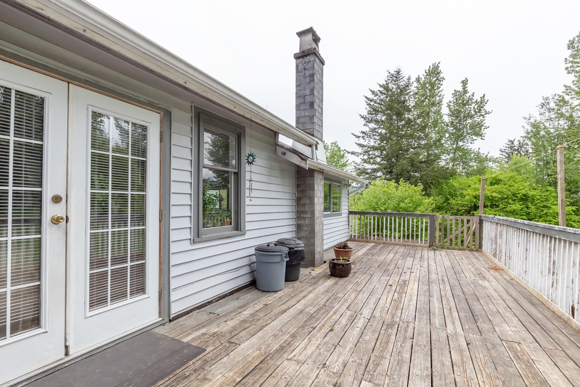Main Photo: 34594 DEWDNEY TRUNK Road in Mission: Hatzic House for sale : MLS®# R2745590