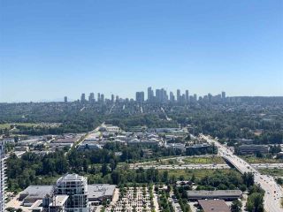 Photo 1: 4903 1955 ALPHA Way in Burnaby: Brentwood Park Condo for sale in "AMAZING BRENTWOOD" (Burnaby North)  : MLS®# R2494602