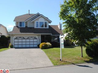 Photo 1: 9271 156A Street in Surrey: Fleetwood Tynehead House for sale in "BELAIR ESTATES" : MLS®# F1022168