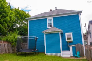 Photo 27: 87 Lawrence Street in Lunenburg: 405-Lunenburg County Residential for sale (South Shore)  : MLS®# 202219937