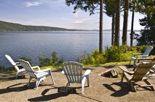 Photo 2: 648 Lands End Rd in North Saanich: NS Deep Cove House for sale : MLS®# 322039