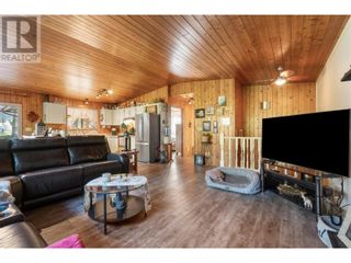 Photo 13: 2205 Lakeview Drive in Blind Bay: House for sale : MLS®# 10303899