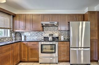 Photo 9: 456 Acadia Drive SE in Calgary: Acadia Detached for sale : MLS®# A1238226