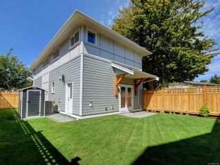 Photo 30: 1027 Tolmie Ave in Victoria: Vi Mayfair House for sale : MLS®# 852128