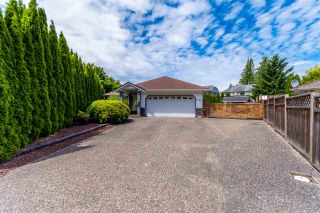 Photo 1: 5727 WINCHESTER Place in Chilliwack: Vedder S Watson-Promontory House for sale (Sardis)  : MLS®# R2468273