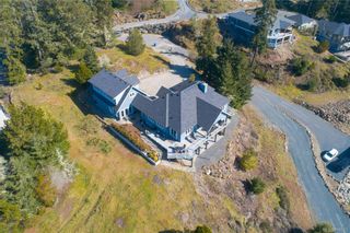 Photo 3: 7450 Thornton Hts in Sooke: Sk Silver Spray House for sale : MLS®# 836511