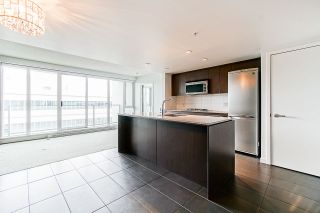 Photo 6: 613 522 W 8TH Avenue in Vancouver: Fairview VW Condo for sale in "Crossroads" (Vancouver West)  : MLS®# R2558030