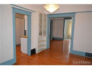 Photo 4: 848 I Avenue South in Saskatoon: King George Single Family Dwelling for sale (Saskatoon Area 04)  : MLS®# 422973