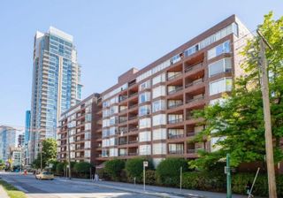 Photo 1: 514 950 DRAKE Street in Vancouver: Downtown VW Condo for sale in "Anchor Point 2" (Vancouver West)  : MLS®# R2591063