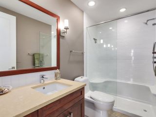 Photo 17: 202 6688 ROYAL Avenue in West Vancouver: Horseshoe Bay WV Condo for sale in "Galleries on the Bay" : MLS®# R2844718