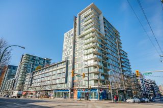 Photo 2: 311 1783 MANITOBA Street in Vancouver: False Creek Condo for sale in "The Residences at West" (Vancouver West)  : MLS®# R2753327